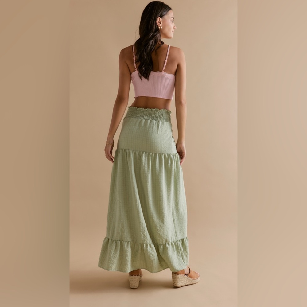 NWT Francesca’s Shelly Ruffle Waist Tiered Slit Maxi Skirt - Picture 2 of 5